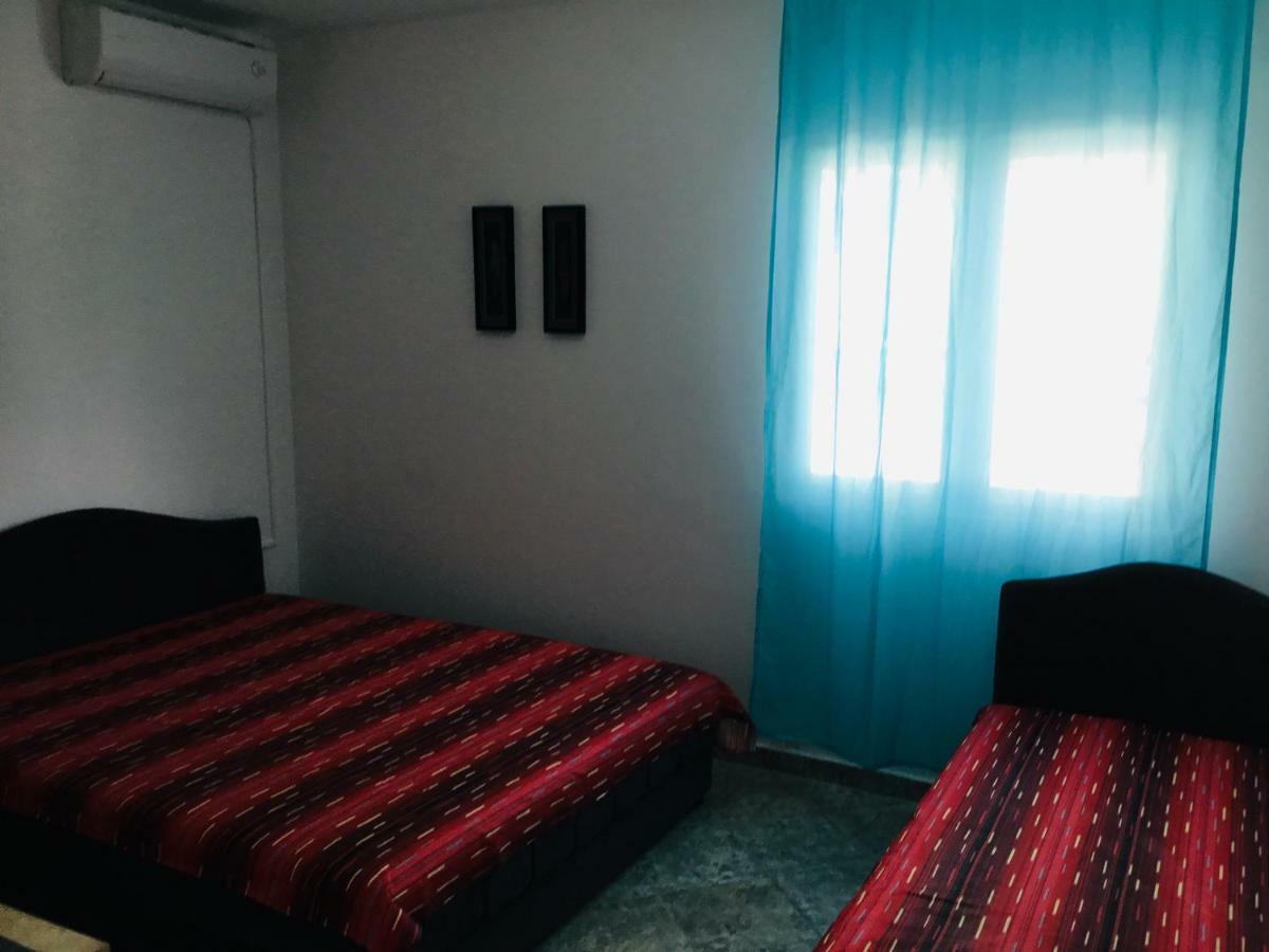 Dk Apartmani Dobra Voda Buitenkant foto